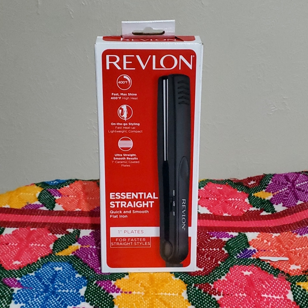 Revlon Ceramic Flat Iron for Ultra Straight Hair,